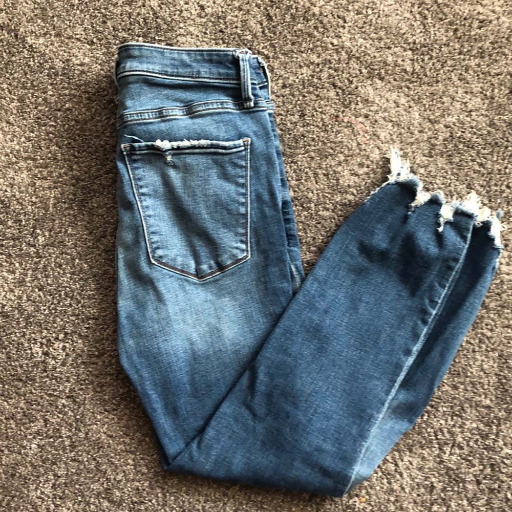 Abercrombie jeans size 6/28 short